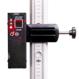 Jelfogó tartóval vonallézerhez LR60G