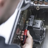 WIHA EasyTorque 2 nyomaték csavarozó markolat klt. állványban 13r. 0,6-3,0Nm T+IP 2920/No.47196
