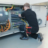 WIHA szerviz szerszámkészlet combtáskában 12r. 9300/No.00042
