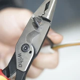 WIHA Industrial electric VDE 8-in-1 multifunkciós villanyszerelő fogó 225 Z13009/No.45705