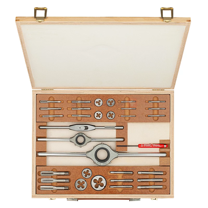 BUCOVICE menetszerszám készlet 33r. WS M3-M12 M1-D fadobozban No.310128